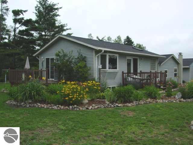 20083 21 Mile Road Tustin, MI 49688 - Photo 2 of 3 1652004-1.JPG