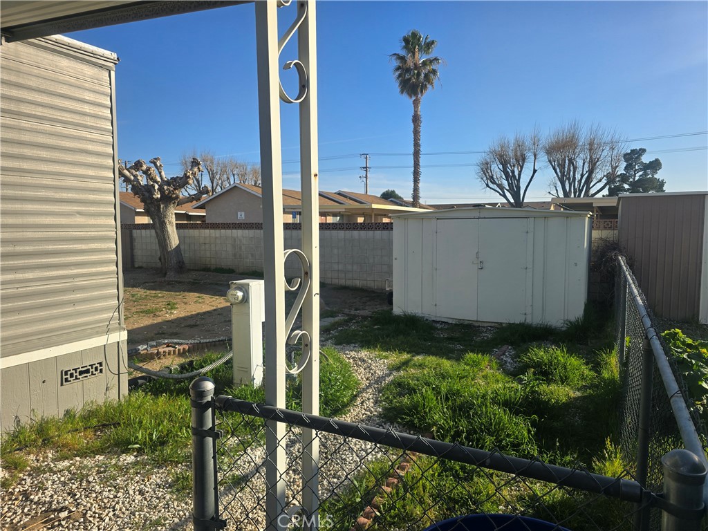 15252 Seneca Road, Unit 7 Victorville, CA 92392 - Photo 16 of 20 a view of a balcony with an outdoor space
