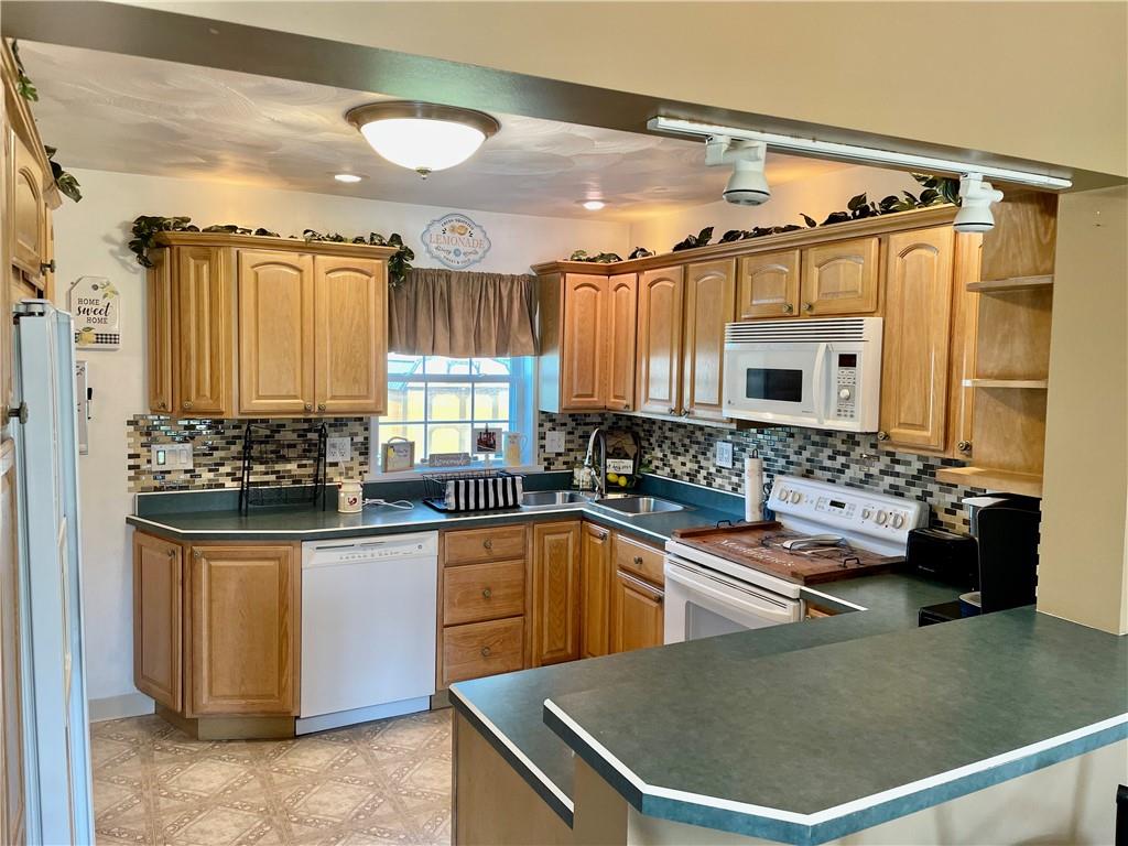 364 Ceylon Road Carmichaels, PA 15320 - Photo 5 of 27 Gallery Image 5