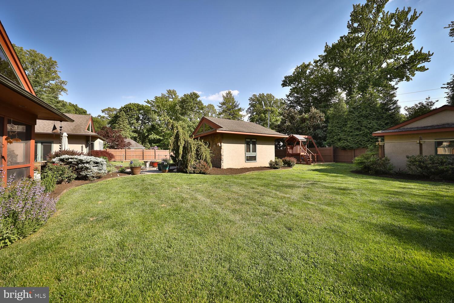 1130 Kingsley Road Rydal, PA 19046 - Photo 60 of 72 Backyard