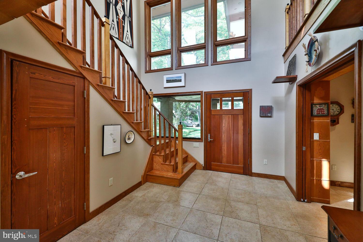 1130 Kingsley Road Rydal, PA 19046 - Photo 7 of 72 Foyer