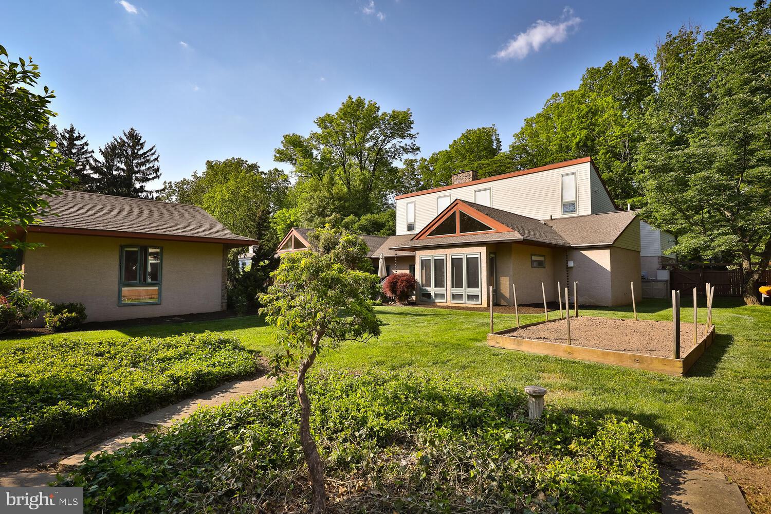 1130 Kingsley Road Rydal, PA 19046 - Photo 66 of 72 Rear Exterior