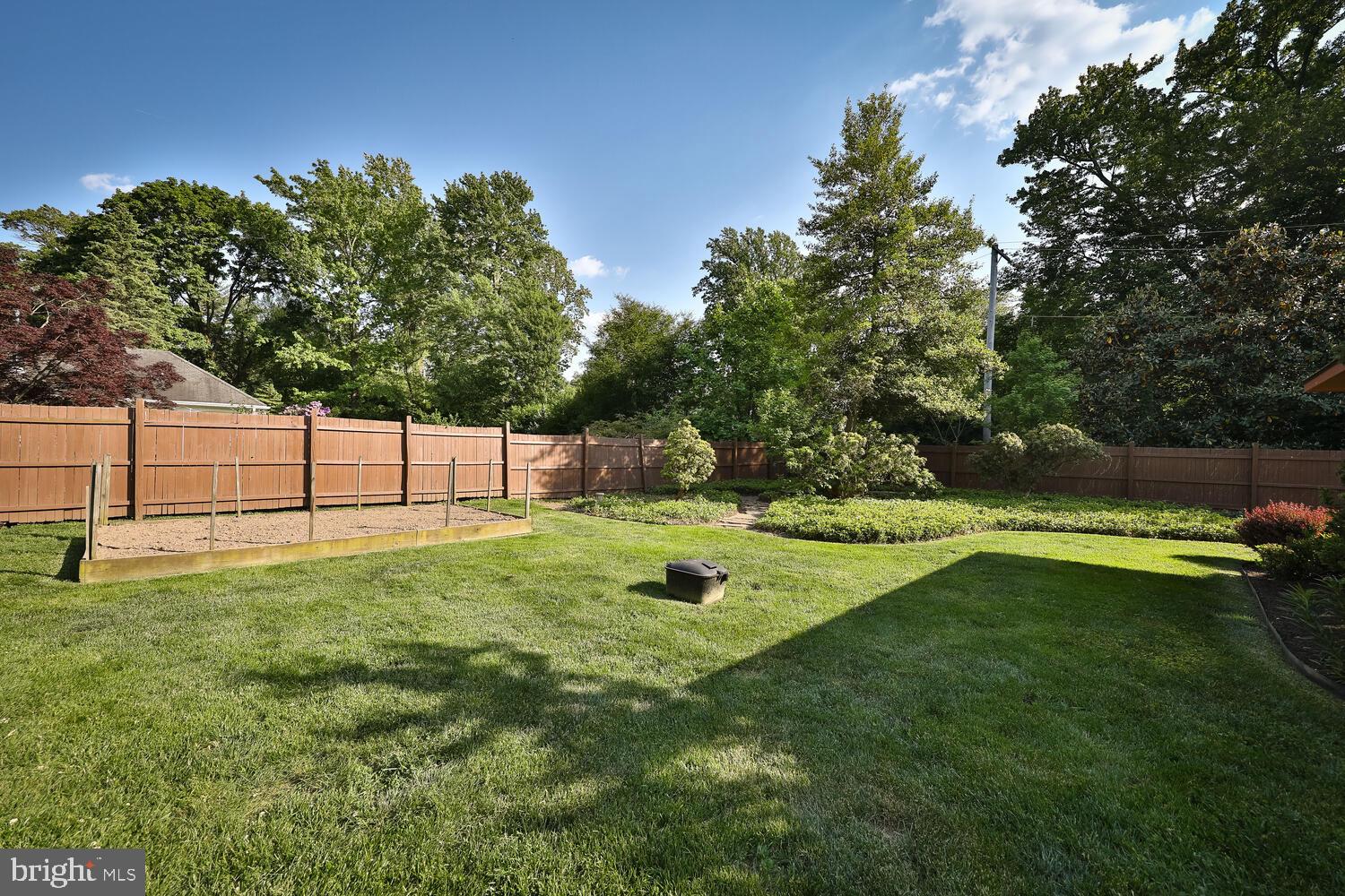 1130 Kingsley Road Rydal, PA 19046 - Photo 70 of 72 Yard