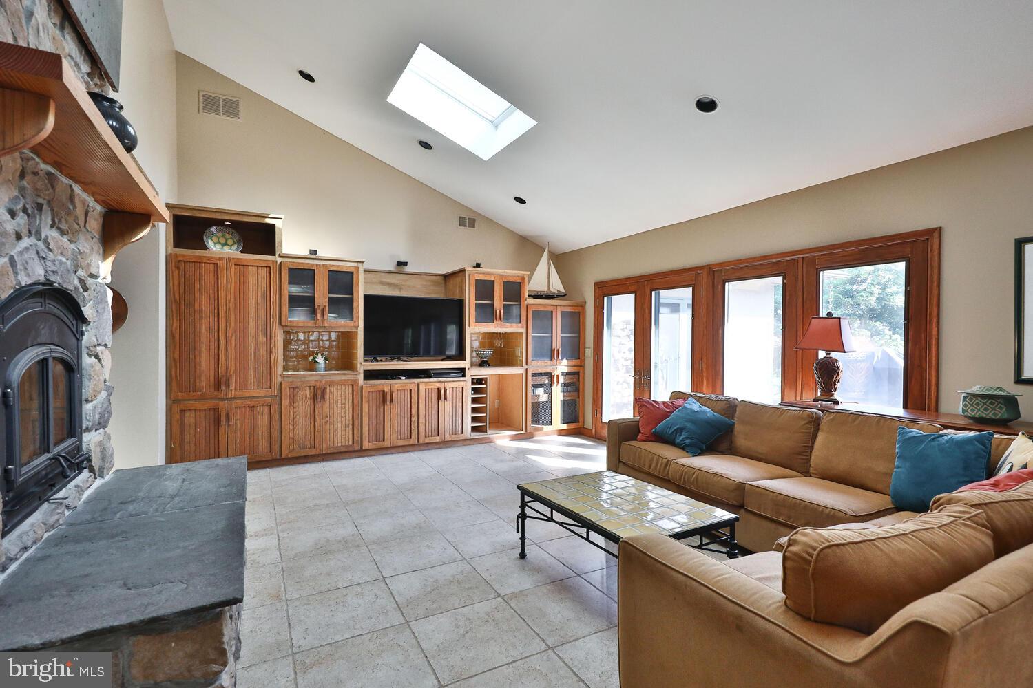1130 Kingsley Road Rydal, PA 19046 - Photo 9 of 72 Great Room