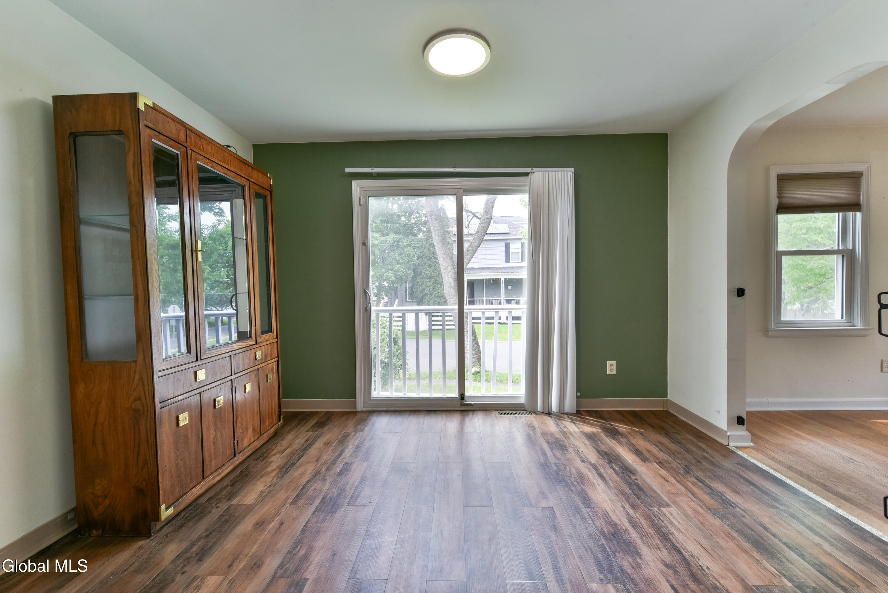 1702 Lenox Road Schenectady, NY 12308 - Photo 23 of 64 23
