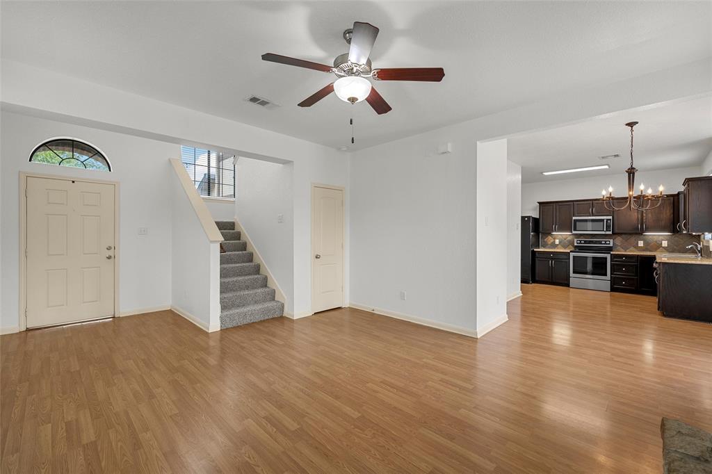 10237 Condor Loop Waco, TX 76708 - Photo 4 of 25