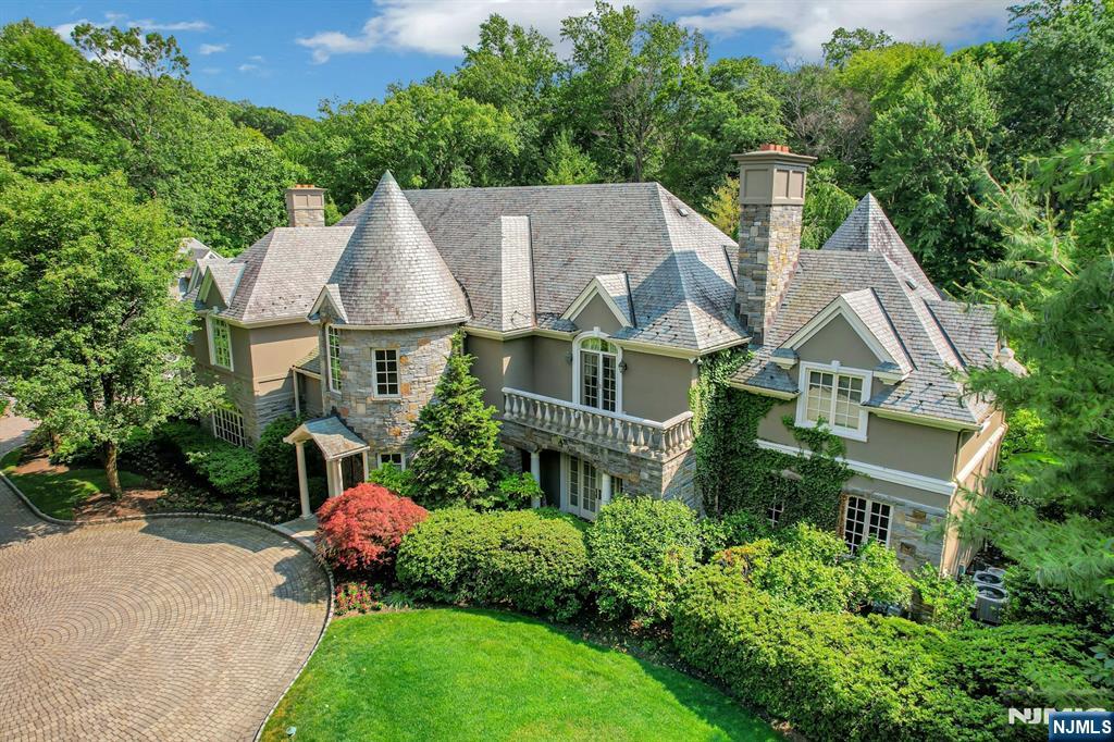 86 Fox Hedge Road Saddle River, NJ 07458 - Photo 2 of 44