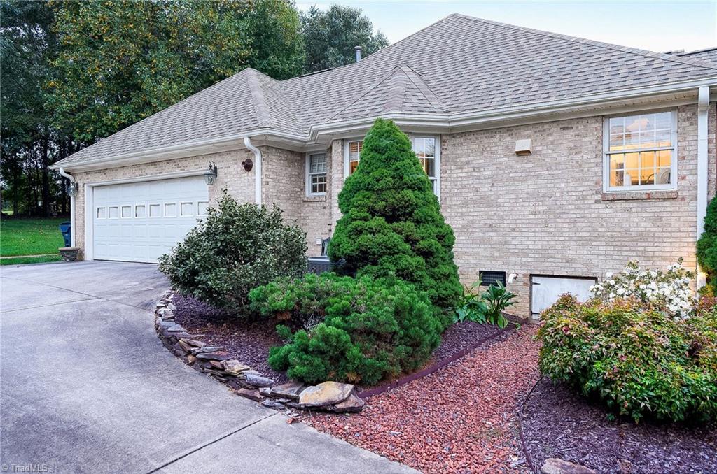 2812 Lockland Drive Oak Ridge, NC 27310 - Photo 25 of 31