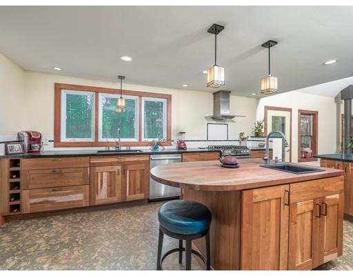 227 Park Road Chelmsford, MA 01824 - Photo 8 of 28 Gallery Image 8