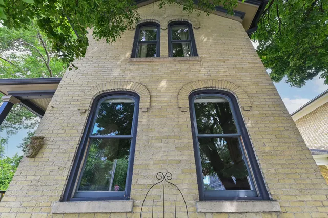 $525,000 | 1750 North Palmer Street, Milwaukee, WI 53212