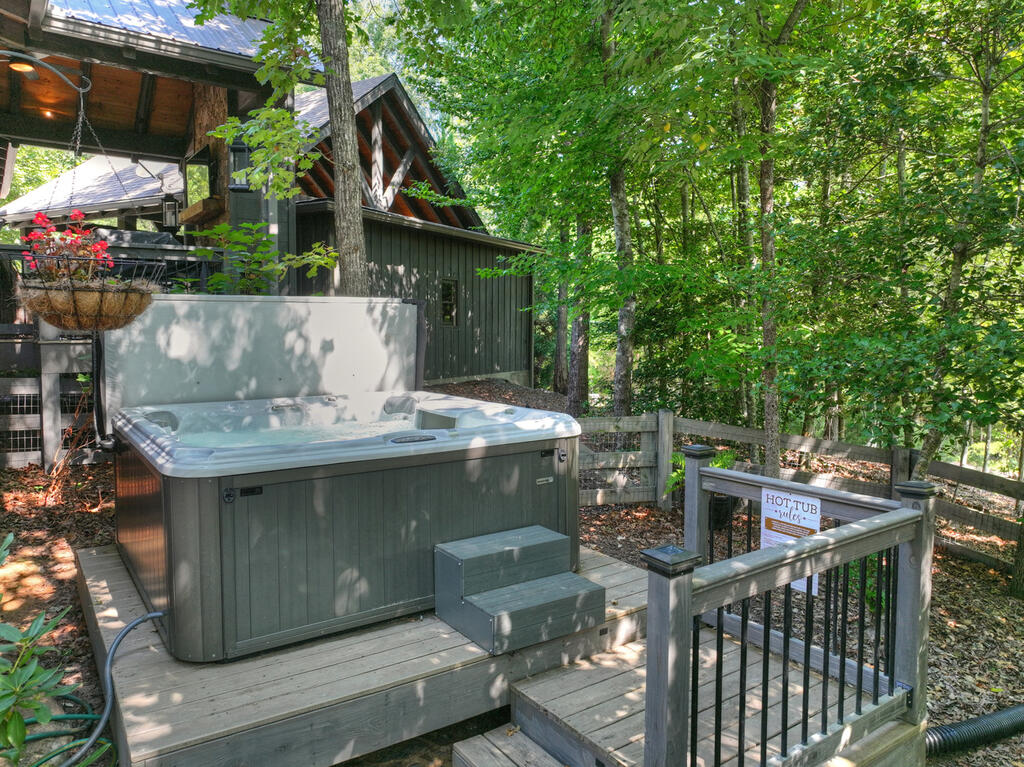 199 North Hiawatha Trail Blue Ridge, GA 30513 - Photo 37 of 52 Gallery Image 37
