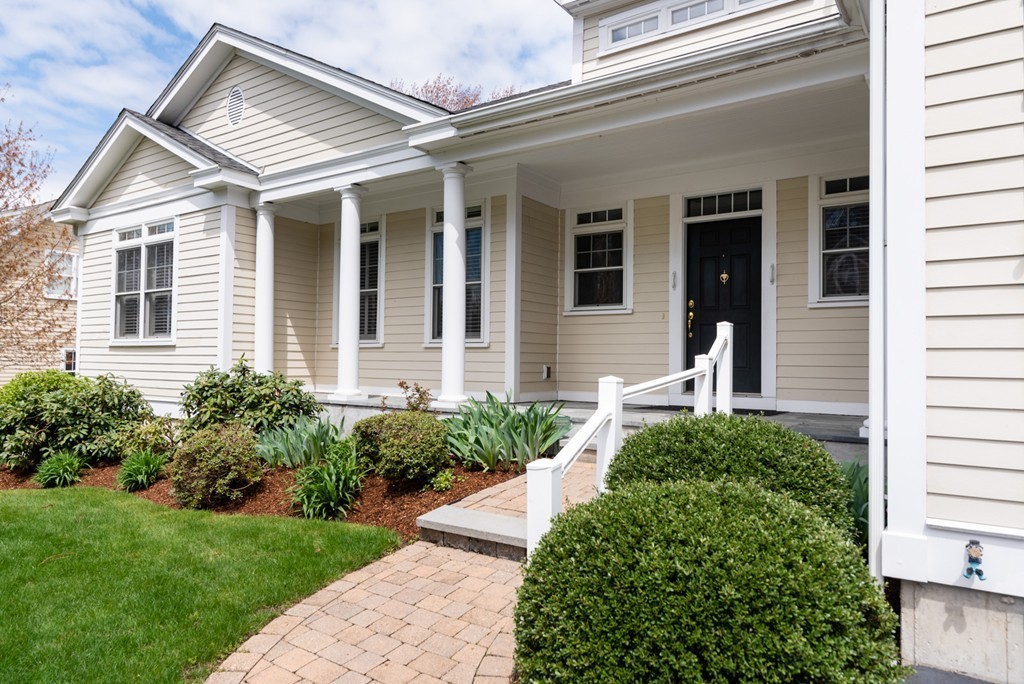 4 Ridgewood Crossing, Unit 4 Hingham, MA 02043 - Photo 2 of 23