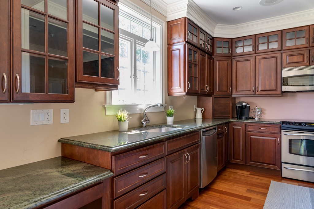 4 Ridgewood Crossing, Unit 4 Hingham, MA 02043 - Photo 9 of 23