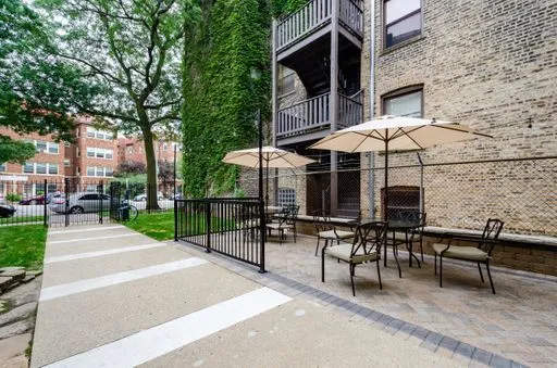$1,695 | 7710 North Sheridan Road, Unit 403, Chicago, IL 60626
