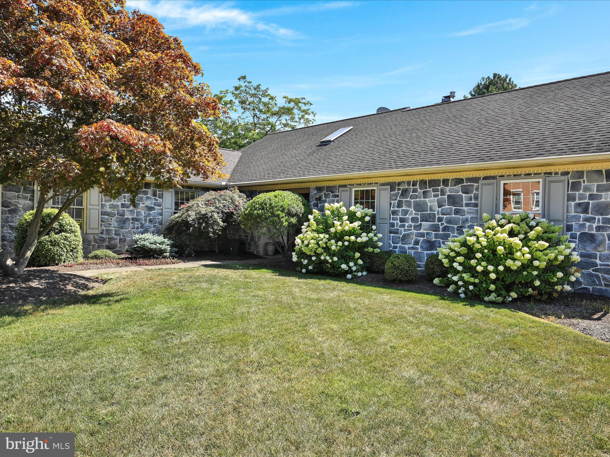 3150 Norcross Road Lancaster, PA 17603 - Photo 4 of 40 Front