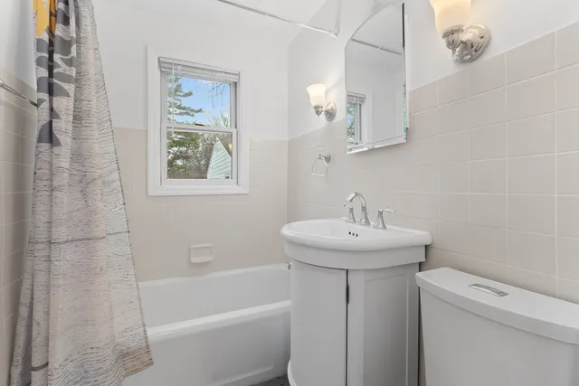 $725,000 | 203 Park Avenue, Lake Forest, IL 60045