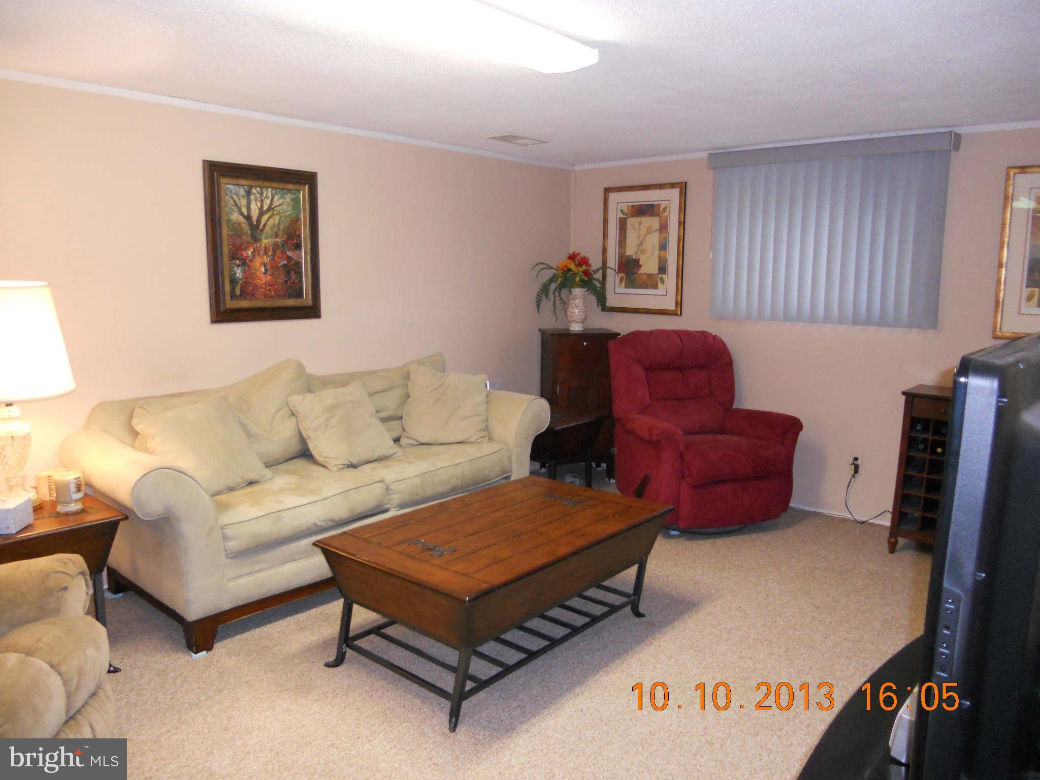 120 Chargeur Road Reisterstown, MD 21136 - Photo 21 of 24 Family Room