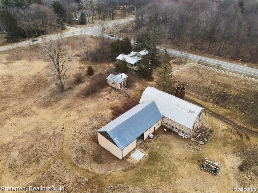 5538 Grange Hall Road Holly, MI 48442 - Photo 36 of 42