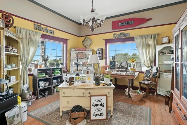 $1,795,000 | 13550 State Rte 2 East, Wilbur, WA 99185