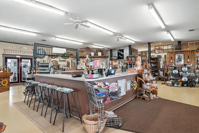 $1,795,000 | 13550 State Rte 2 East, Wilbur, WA 99185