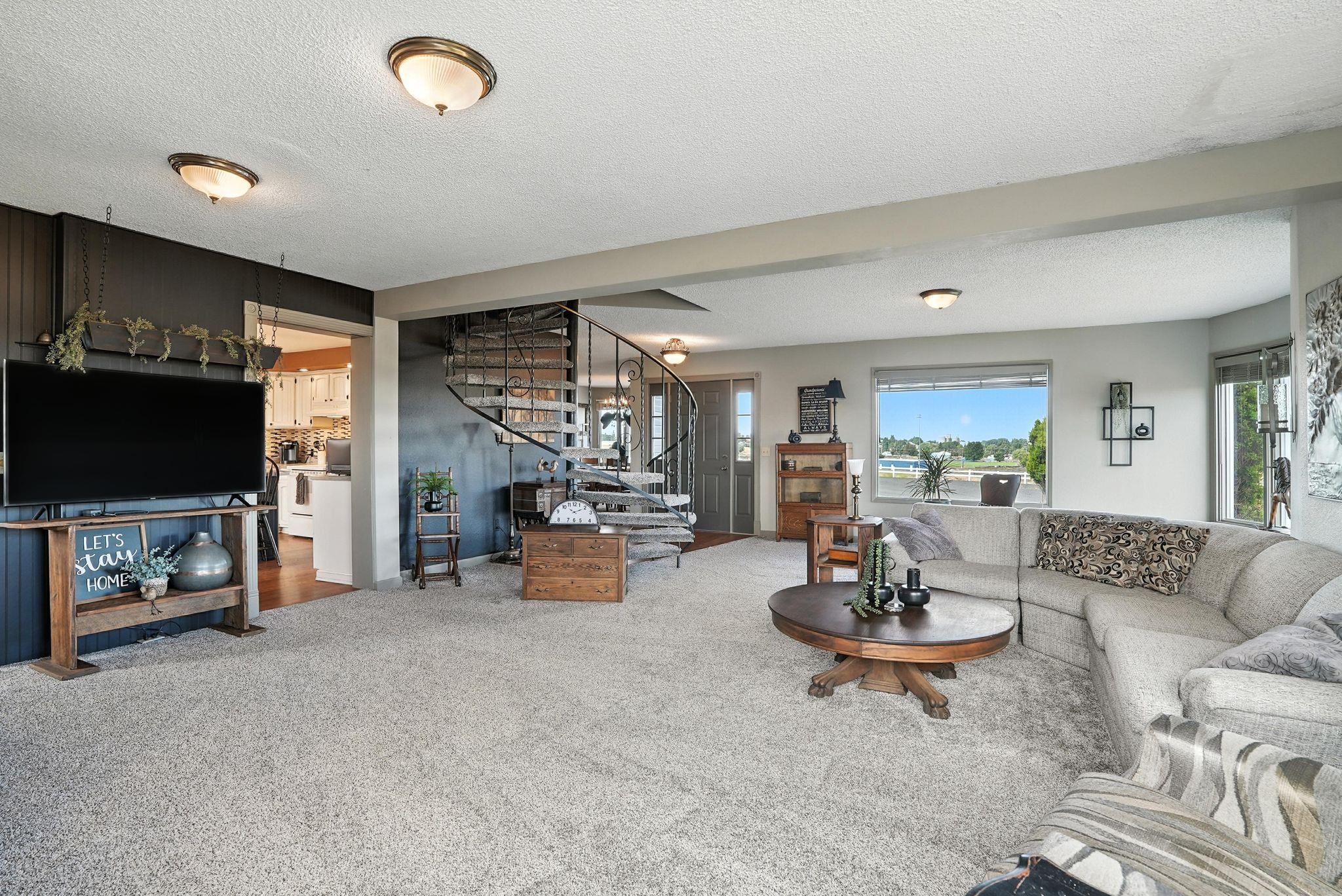 13550 State Rte 2 East Wilbur, WA 99185 - Photo 4 of 50