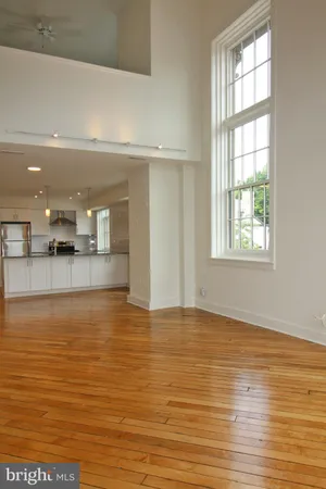$2,650 | 71-75 North Main Street, Unit 304, Lambertville, NJ 08530