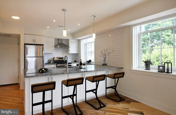 $2,650 | 71-75 North Main Street, Unit 304, Lambertville, NJ 08530