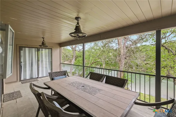$839,995 | 546 Riverside Path, Canyon Lake, TX 78133