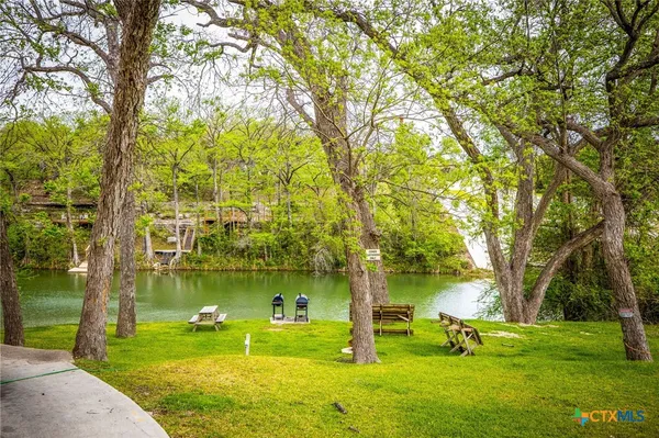 $839,995 | 546 Riverside Path, Canyon Lake, TX 78133