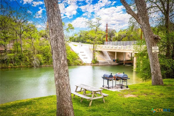 $839,995 | 546 Riverside Path, Canyon Lake, TX 78133