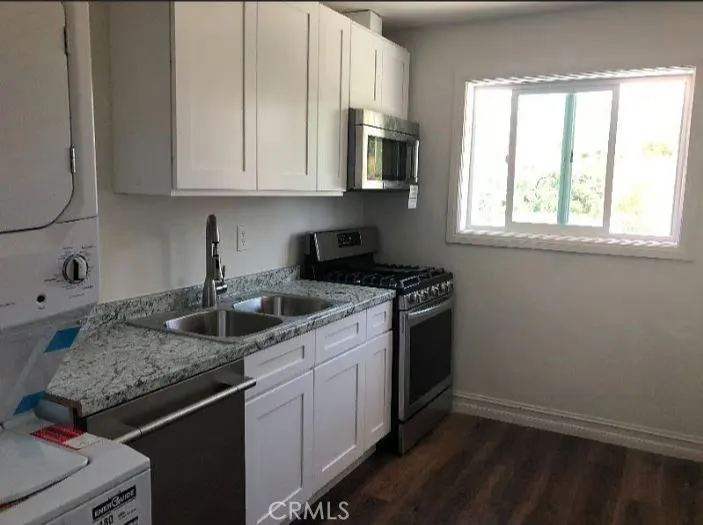 16877 Orangecrest Court Riverside, CA 92504 - Photo 3 of 7 Gallery Image 3