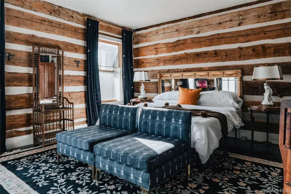 a view of a living room with furniture