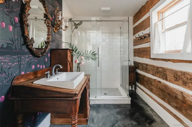 $1,695,000 | 1017 Bruyn Turnpike, Pine Bush, NY 12566