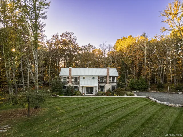 $1,695,000 | 1017 Bruyn Turnpike, Pine Bush, NY 12566