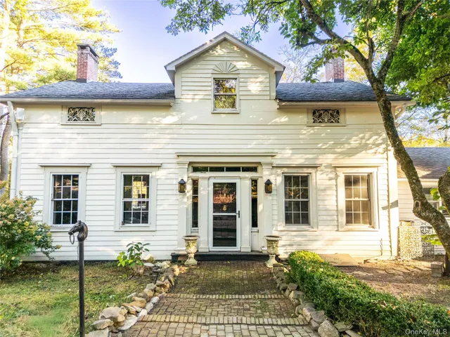 $1,695,000 | 1017 Bruyn Turnpike, Pine Bush, NY 12566