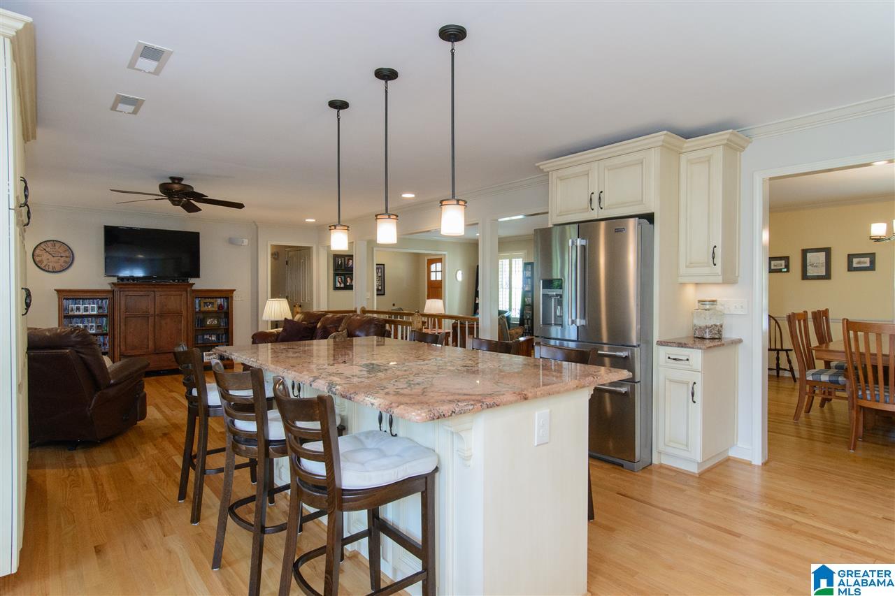 3649 Crestside Road Birmingham, AL 35223 - Photo 17 of 50