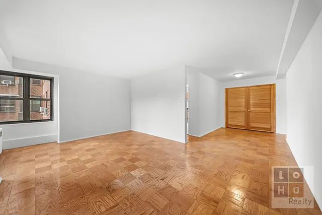 $959,000 | 383 Grand Street, Unit M505 | Lower East Side