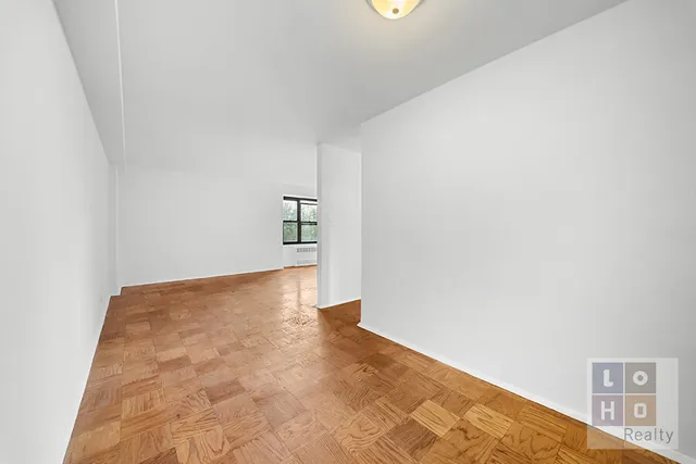 $959,000 | 383 Grand Street, Unit M505 | Lower East Side