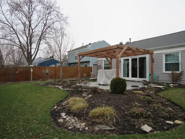 $359,900 | 1863 Castle Pines Circle, Elgin, IL 60123