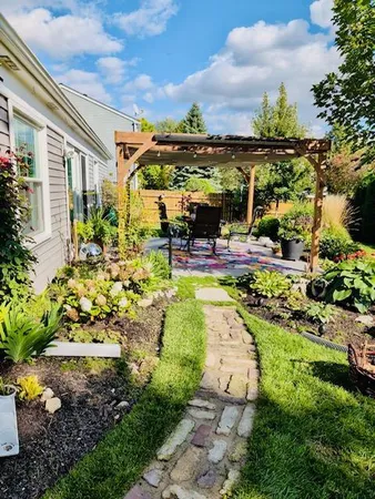 $359,900 | 1863 Castle Pines Circle, Elgin, IL 60123