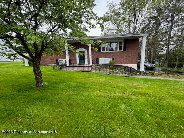 $380,000 | 106 Noble Road, Clarks Summit, PA 18411
