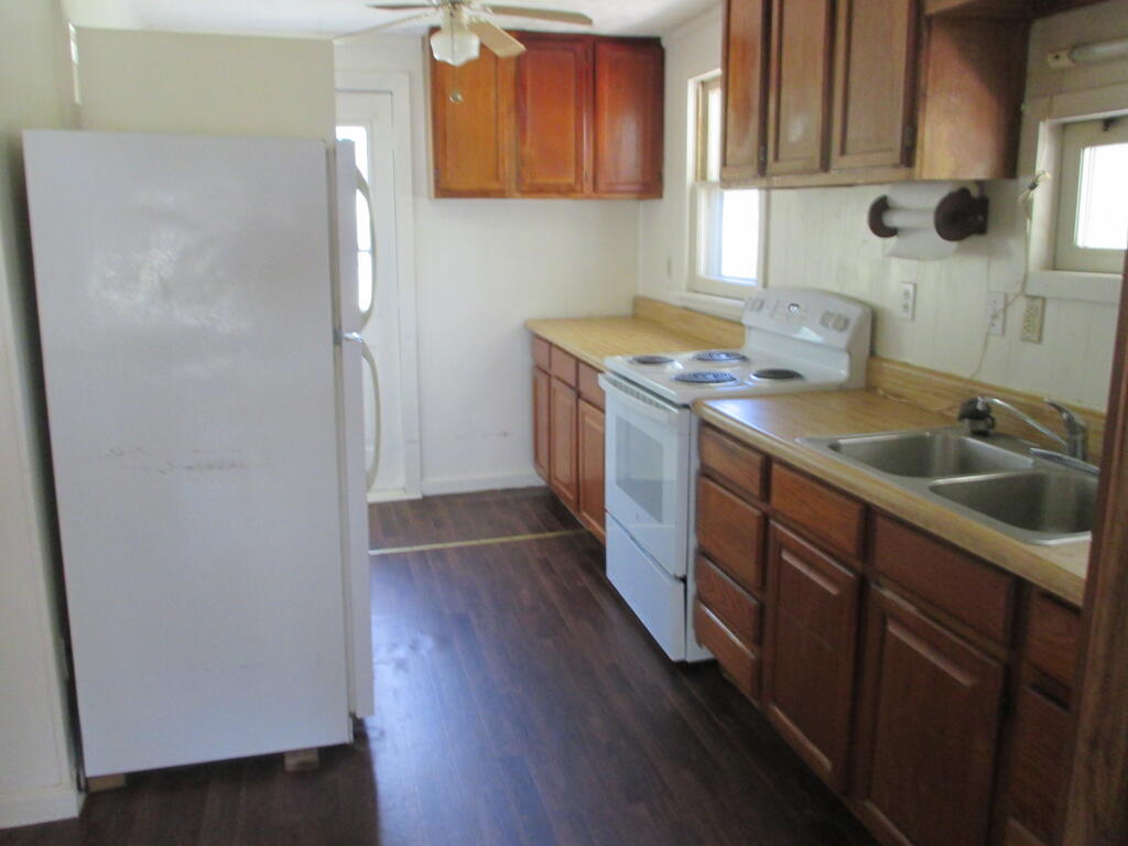 1277 Peach Bottom Road Independence, VA 24348 - Photo 11 of 19 Gallery Image 11