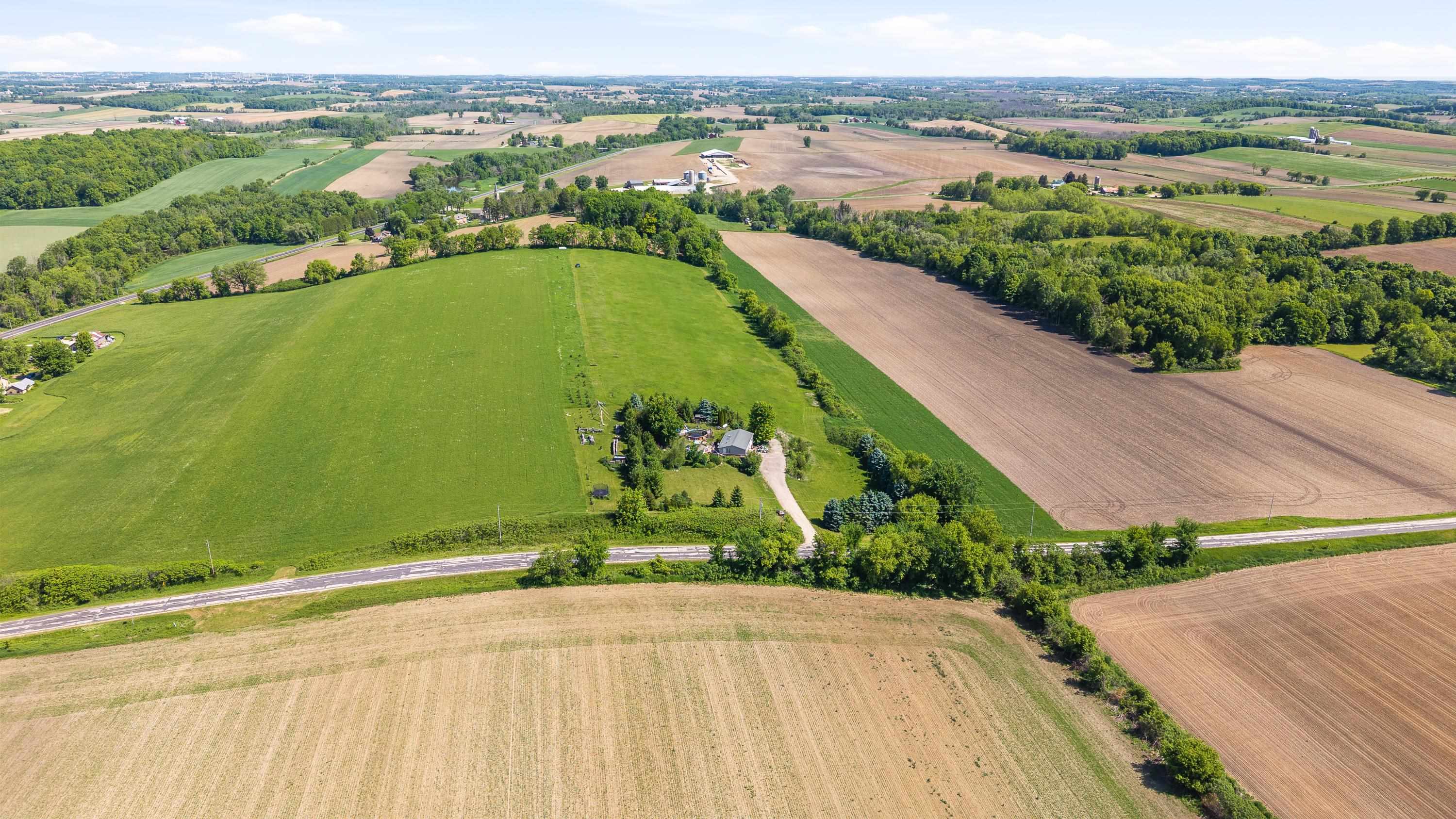 W2012 Racoon Road Mayville, WI 53050 - Photo 23 of 28