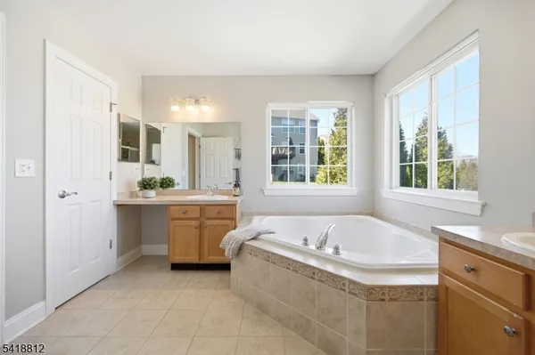 $798,000 | 654 Skyline Drive, Lake Hopatcong, NJ 07849