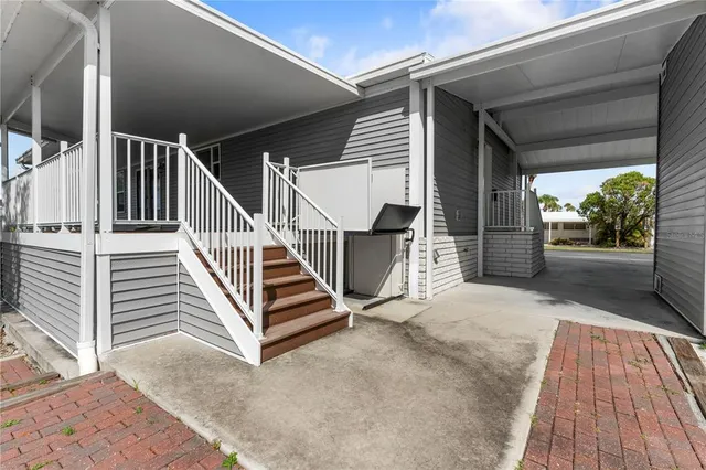 $425,000 | 4851 West Gandy Boulevard, Unit 11S, Tampa, FL 33611