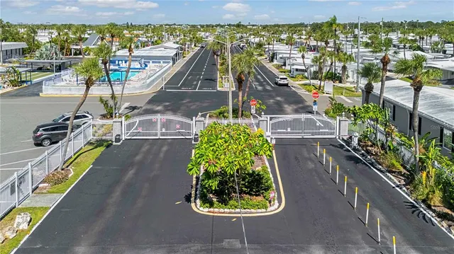 $425,000 | 4851 West Gandy Boulevard, Unit 11S, Tampa, FL 33611