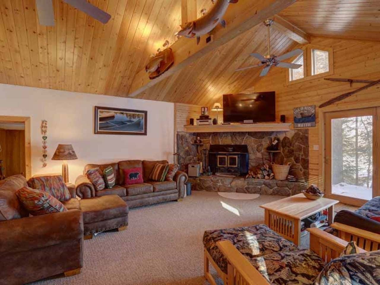 5130 Evergreen Court Rhinelander, WI 54501 - Photo 2 of 41 Gallery Image 2
