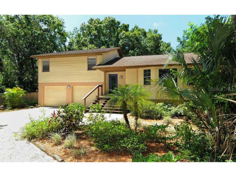 1624 Robbins Road Nokomis, FL 34275 - Photo 1 of 1 Exterior Front