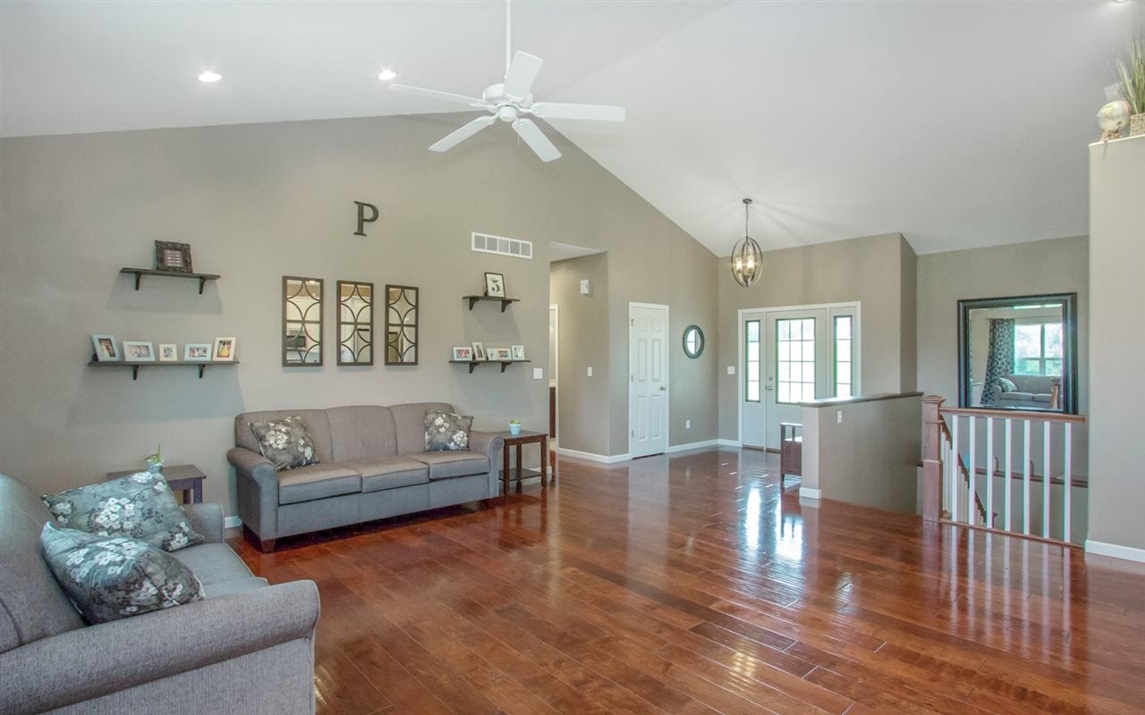 3036 Hidden Meadow Lane Riverside, IA 52327 - Photo 4 of 28 Gallery Image 4