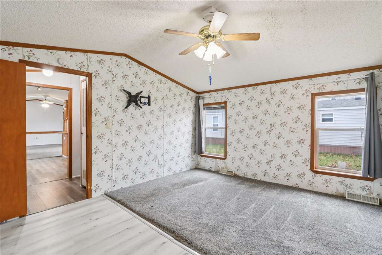 912 Spring Ridge Drive Iowa City, IA 52246 - Photo 12 of 33 Gallery Image 12